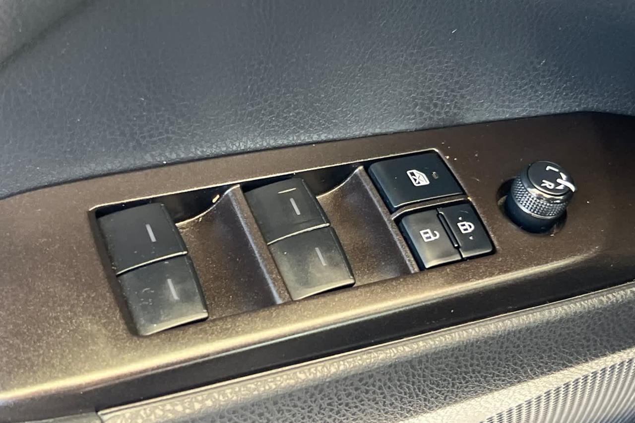 2021 Toyota Camry SE Roseville CA