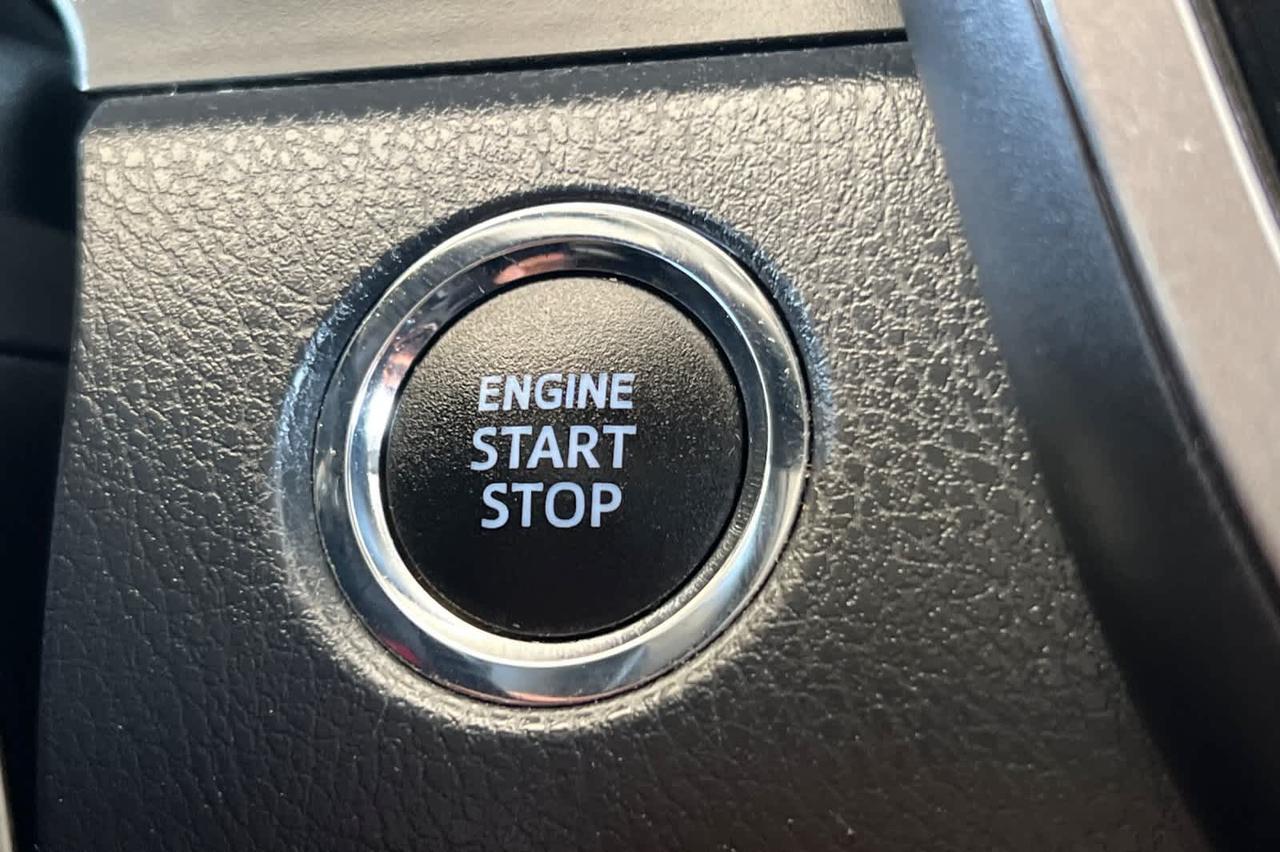 2021 Toyota Camry SE Roseville CA