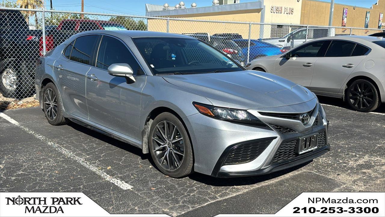 2021 Toyota Camry SE