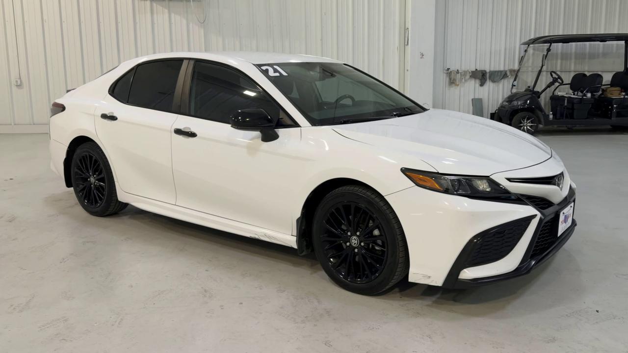 2021 Toyota Camry SE