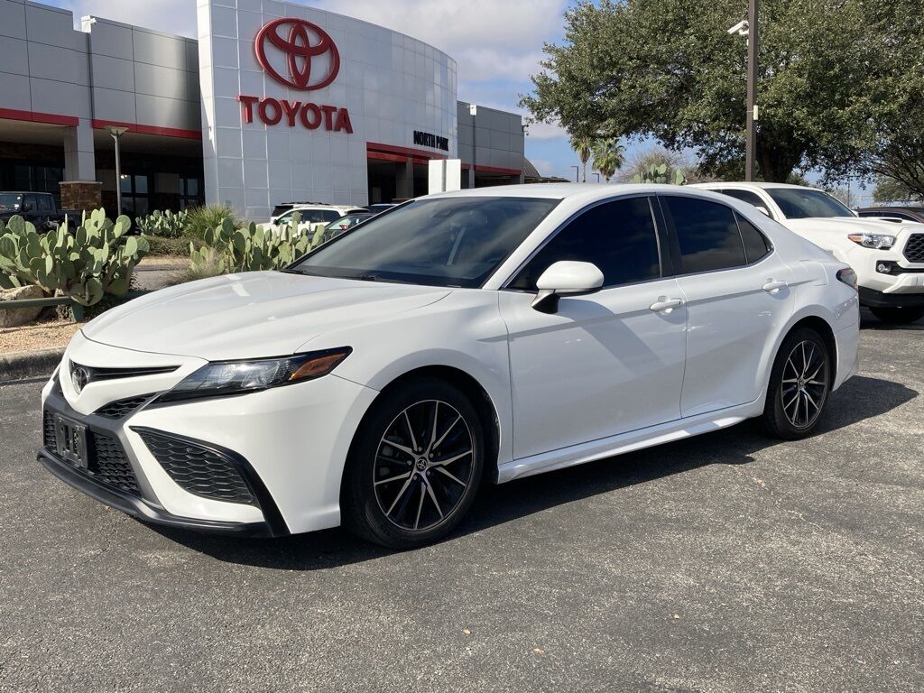 2021 Toyota Camry SE