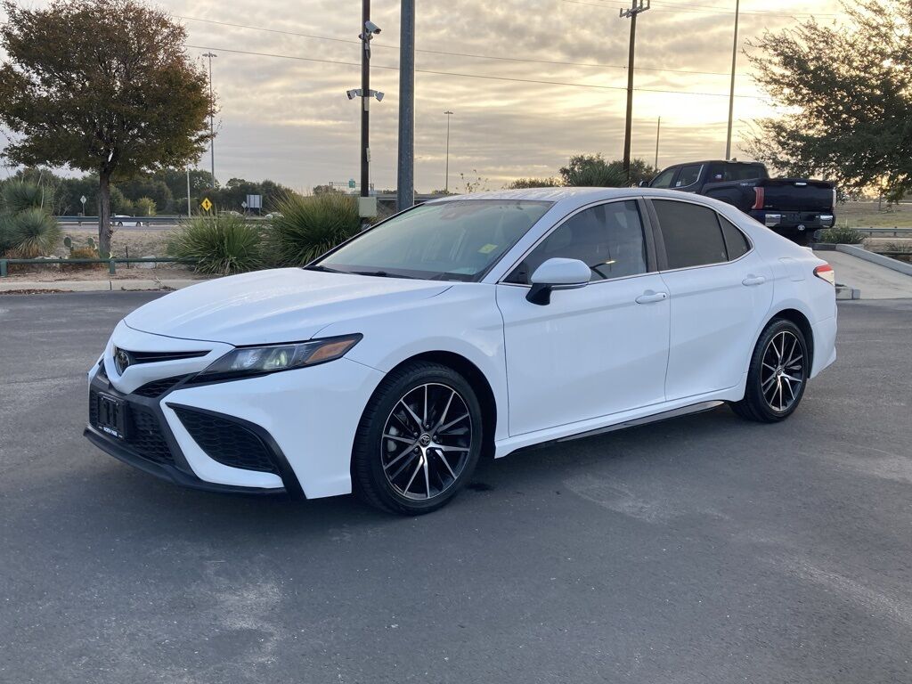 2021 Toyota Camry SE