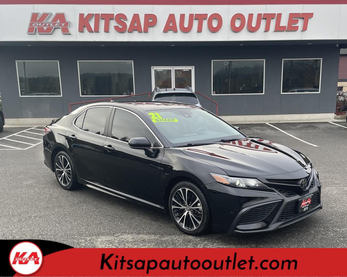 2021 Toyota Camry SE Sedan 4D