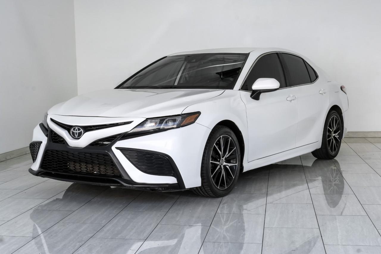 2021 Toyota Camry SE TOYOTA SAFETY SENSE LEATHER/CLOTH SEATS REAR CAMERA POWER DRI Carrollton TX