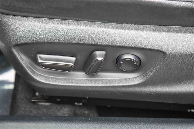 2021 Toyota Camry SE Tacoma WA