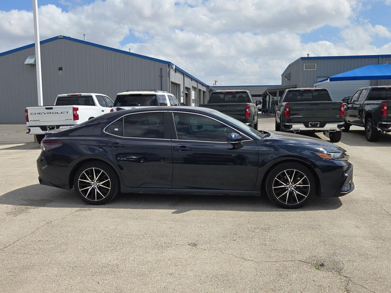 2021 Toyota Camry SENTSHADE