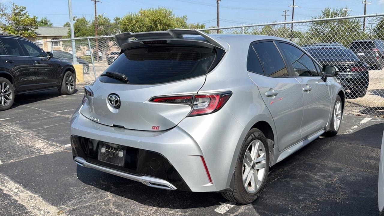 2021 Toyota Corolla Hatchback SE