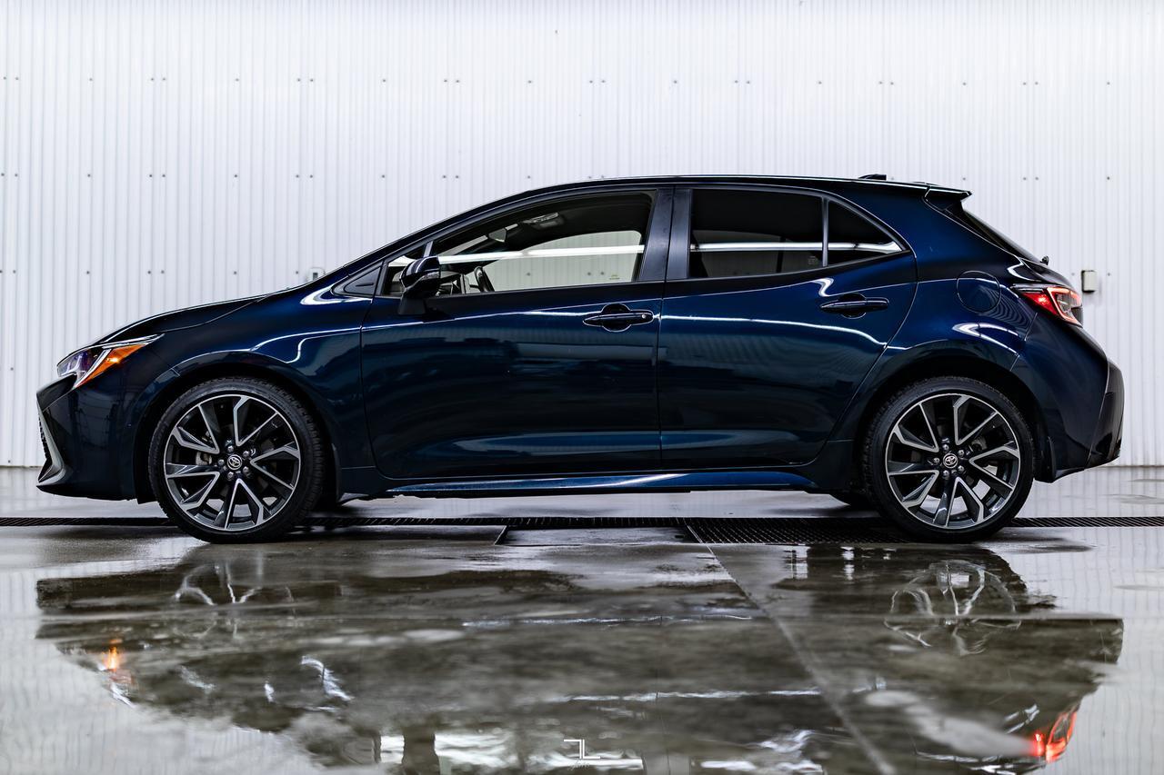2021 Toyota Corolla Hatchback XSE Hatchback PSeat BCam Red Deer AB