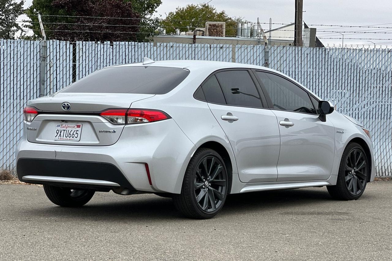2021 Toyota Corolla Hybrid LE