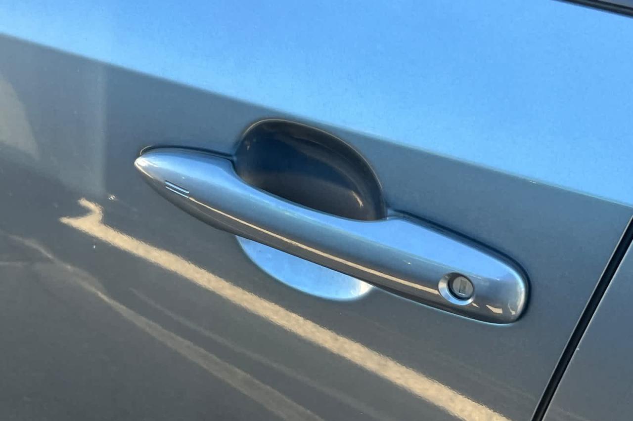 2021 Toyota Corolla Hybrid LE Roseville CA