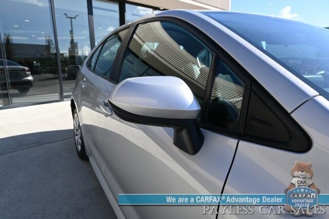 2021 Toyota Corolla LE / Automatic / Premium Cloth Seats / Power Locks, Windows & Mirrors / Adaptive Cruise Control / Lane Departure & Forward Collision Alert / Apple CarPlay & Android Auto / Back Up Camera / 38 MPG / 1-Owner Anchorage AK
