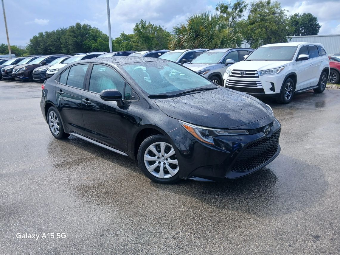 2021 Toyota Corolla LE Sedan 4D