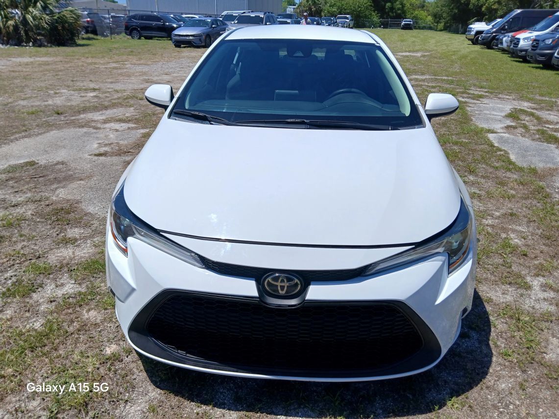 2021 Toyota Corolla LE Sedan 4D