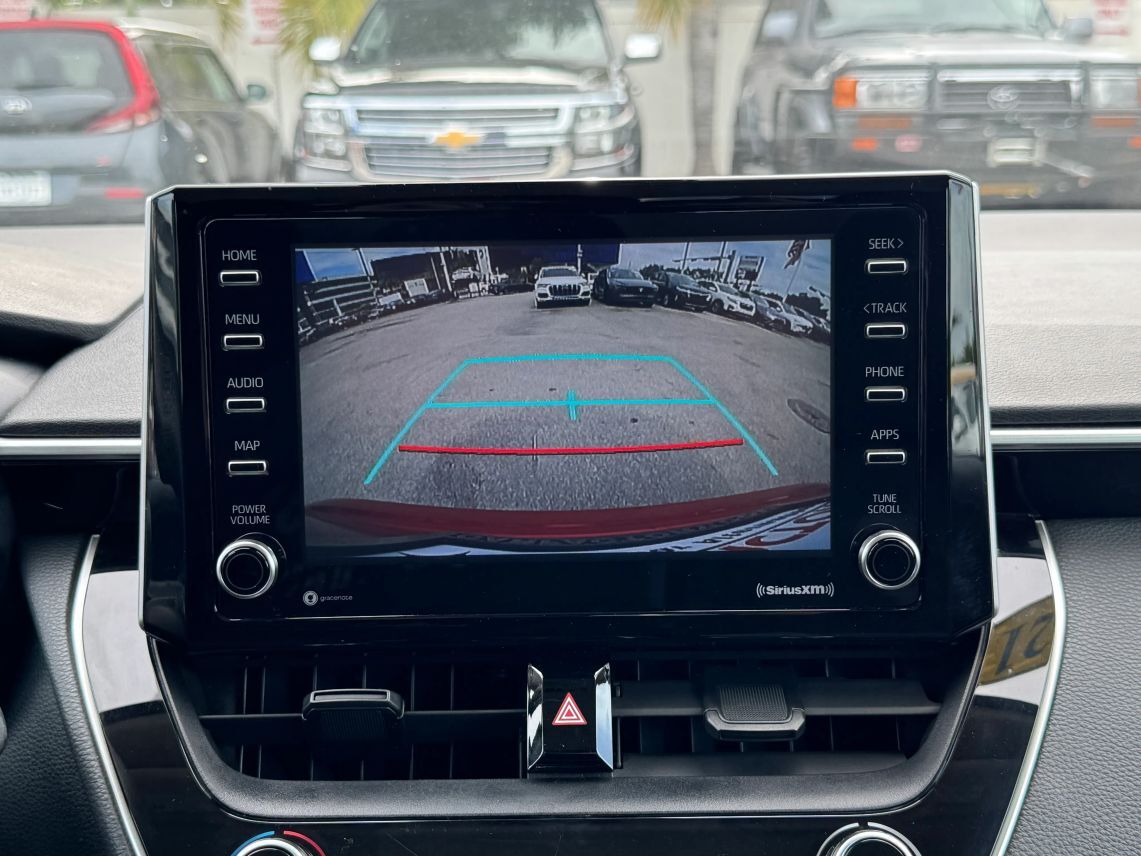 2021 Toyota Corolla LE Sedan 4D