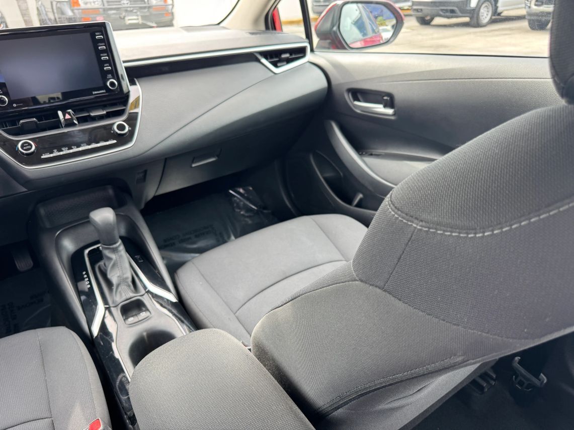 2021 Toyota Corolla LE Sedan 4D