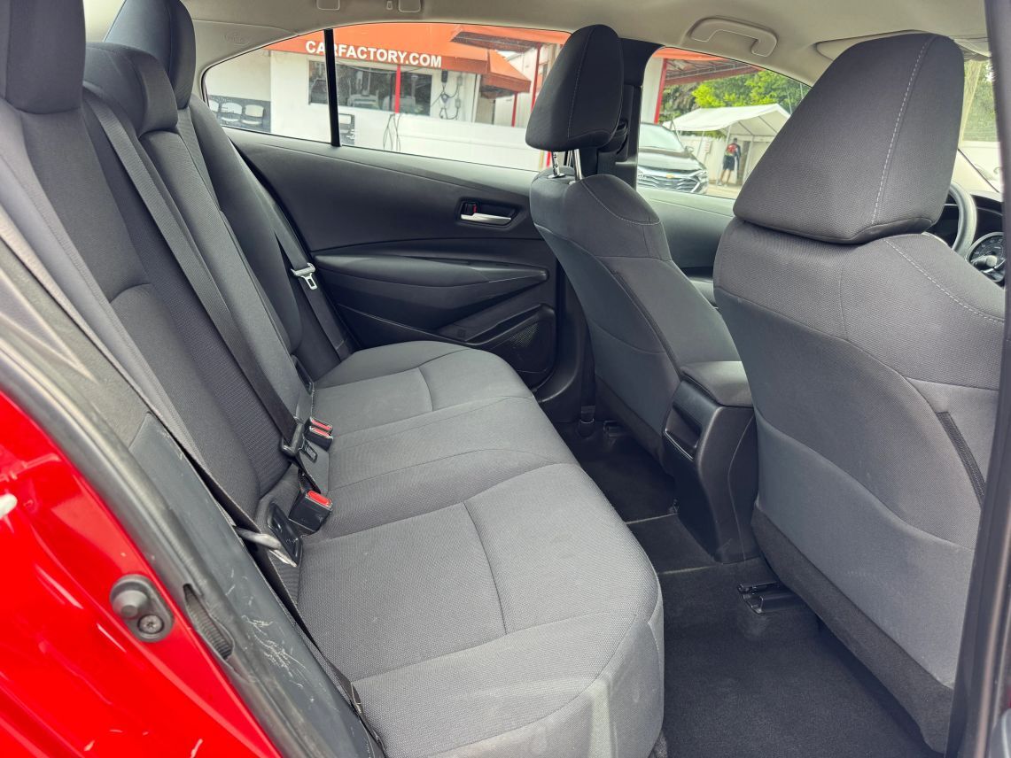 2021 Toyota Corolla LE Sedan 4D