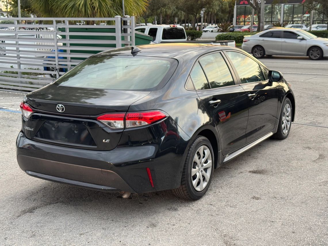 2021 Toyota Corolla LE Sedan 4D Miami Gardens FL