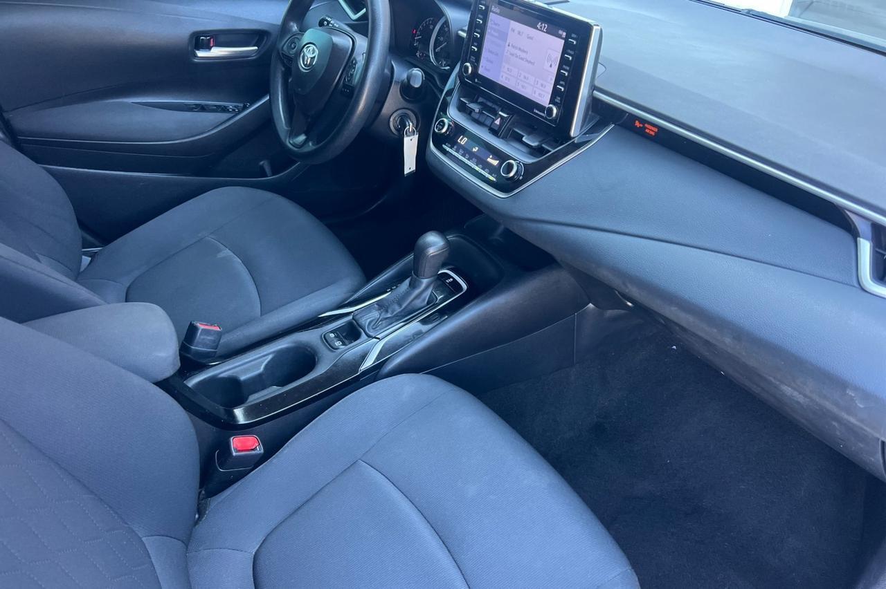 2021 Toyota Corolla LE Ontario OR