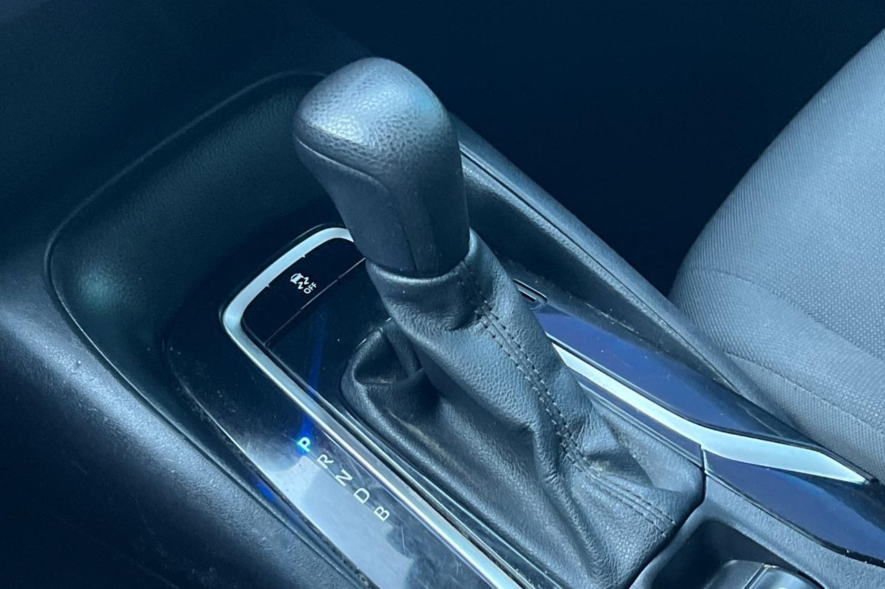 2021 Toyota Corolla LE Ontario OR