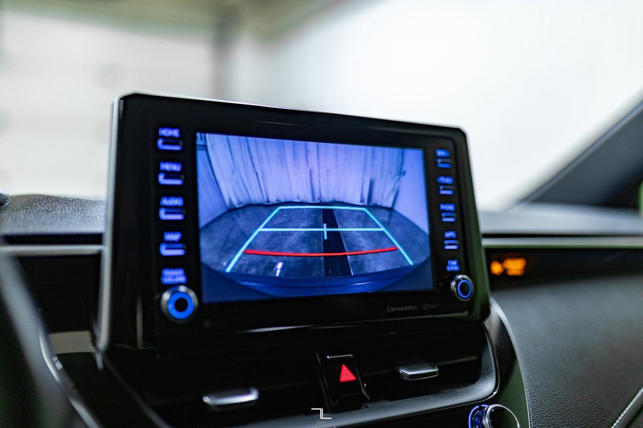 2021 Toyota Corolla SE Hatchback Manual BCam Red Deer AB