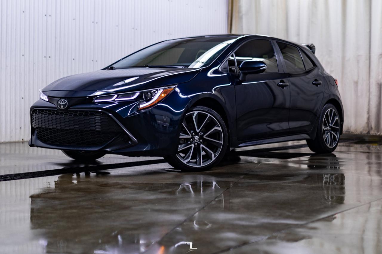 2021 Toyota Corolla SE Hatchback Manual BCam Red Deer AB