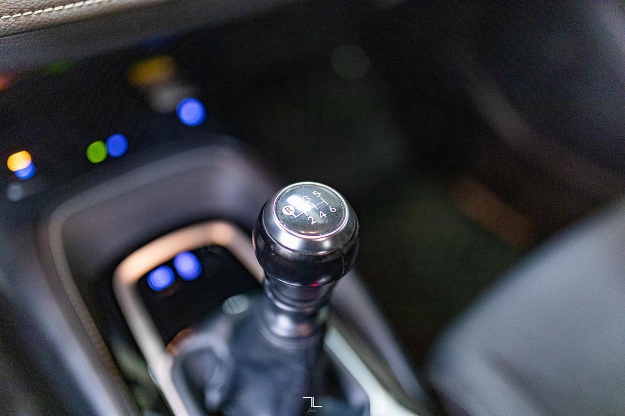 2021 Toyota Corolla SE Hatchback Manual BCam Red Deer AB