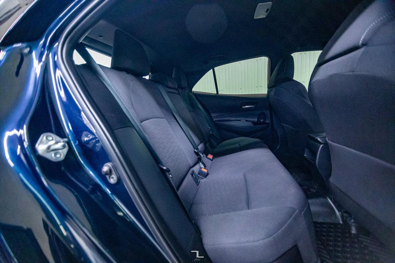 2021 Toyota Corolla SE Hatchback Manual BCam Red Deer AB