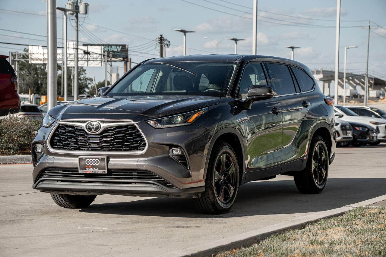 2021 Toyota Highlander  Selma TX