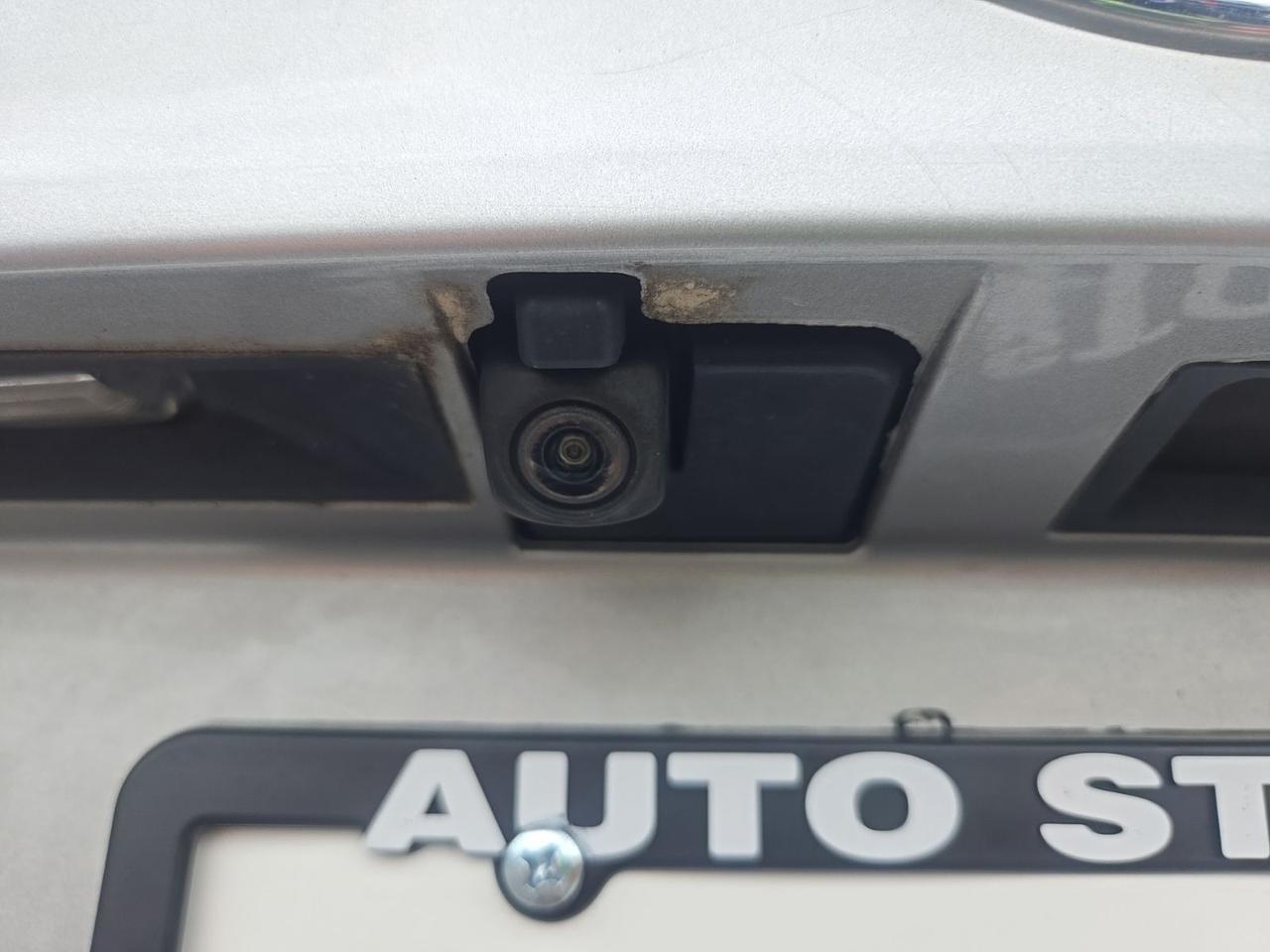 2021 Toyota Highlander Hybrid LE Fredericksburg VA