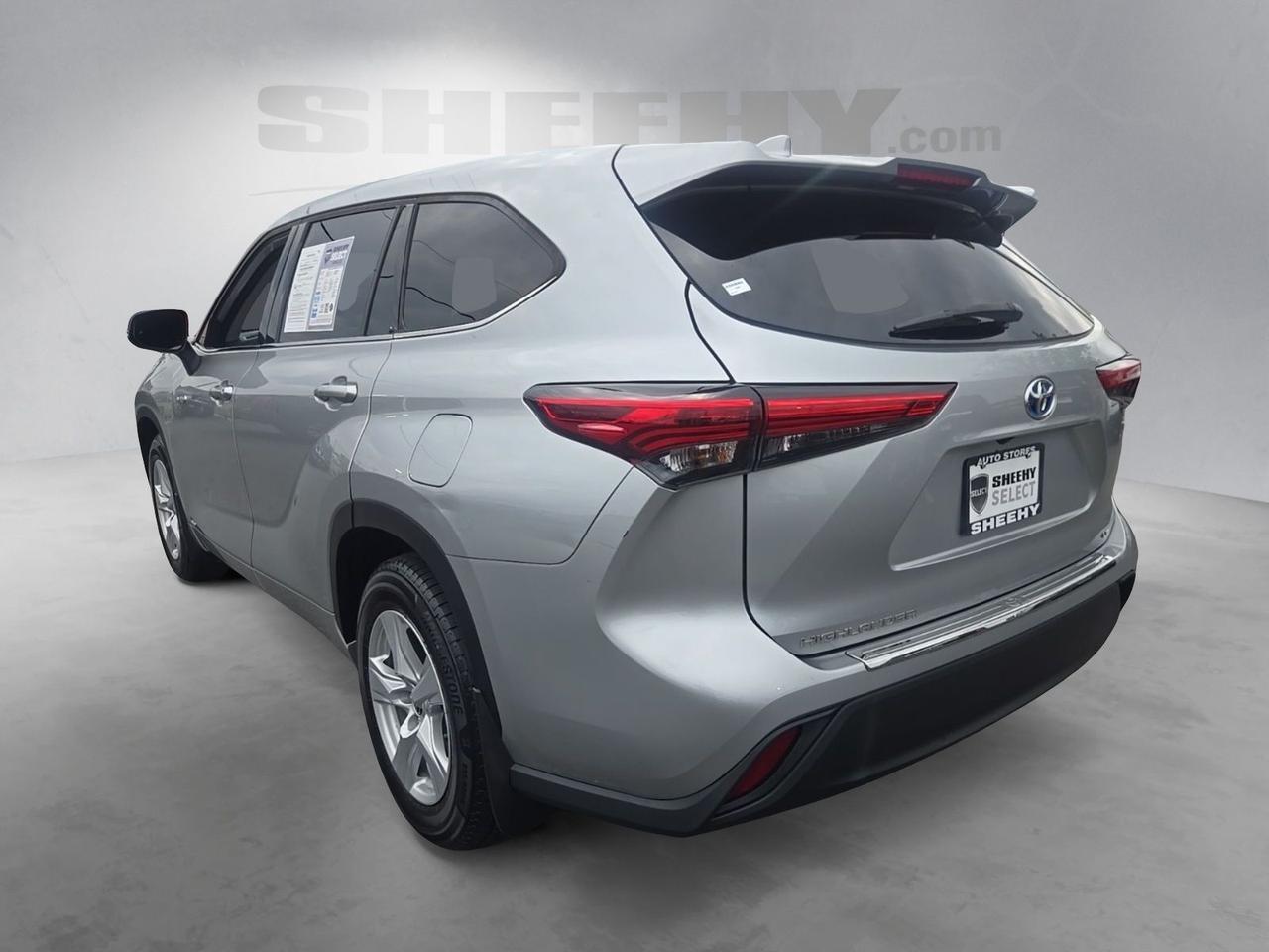 2021 Toyota Highlander Hybrid LE Fredericksburg VA