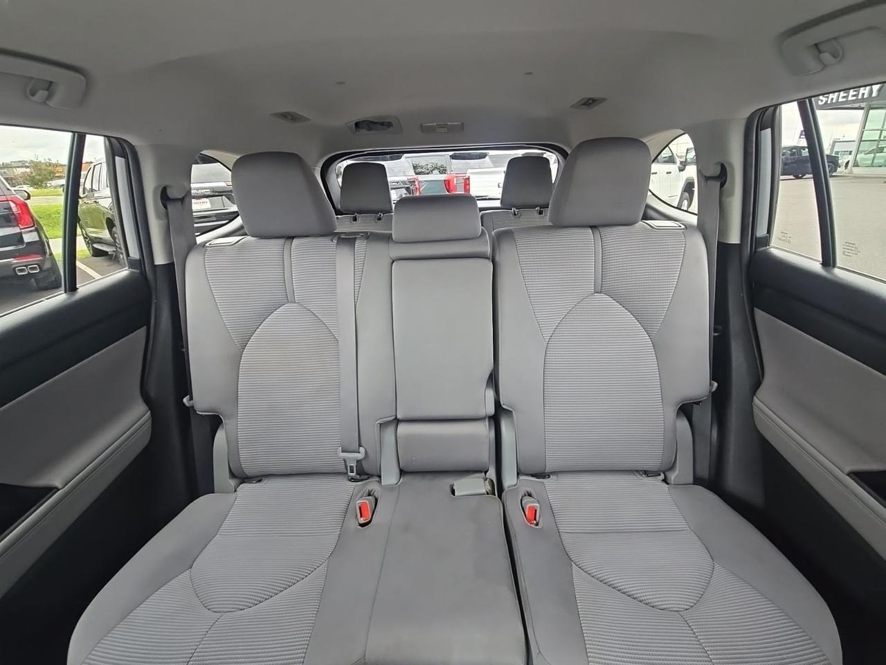 2021 Toyota Highlander Hybrid LE Fredericksburg VA