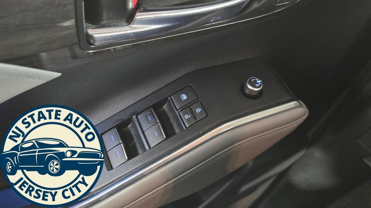 2021 Toyota Highlander Hybrid Limited Jersey City NJ