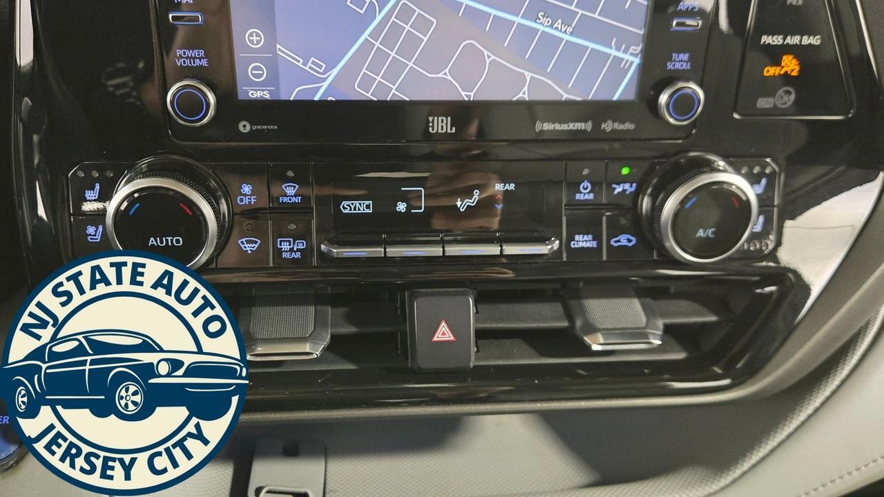 2021 Toyota Highlander Hybrid Limited Jersey City NJ