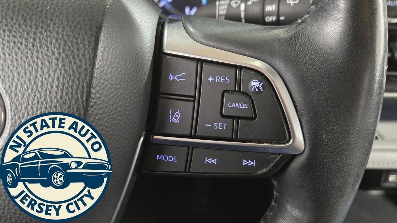 2021 Toyota Highlander Hybrid Limited Jersey City NJ