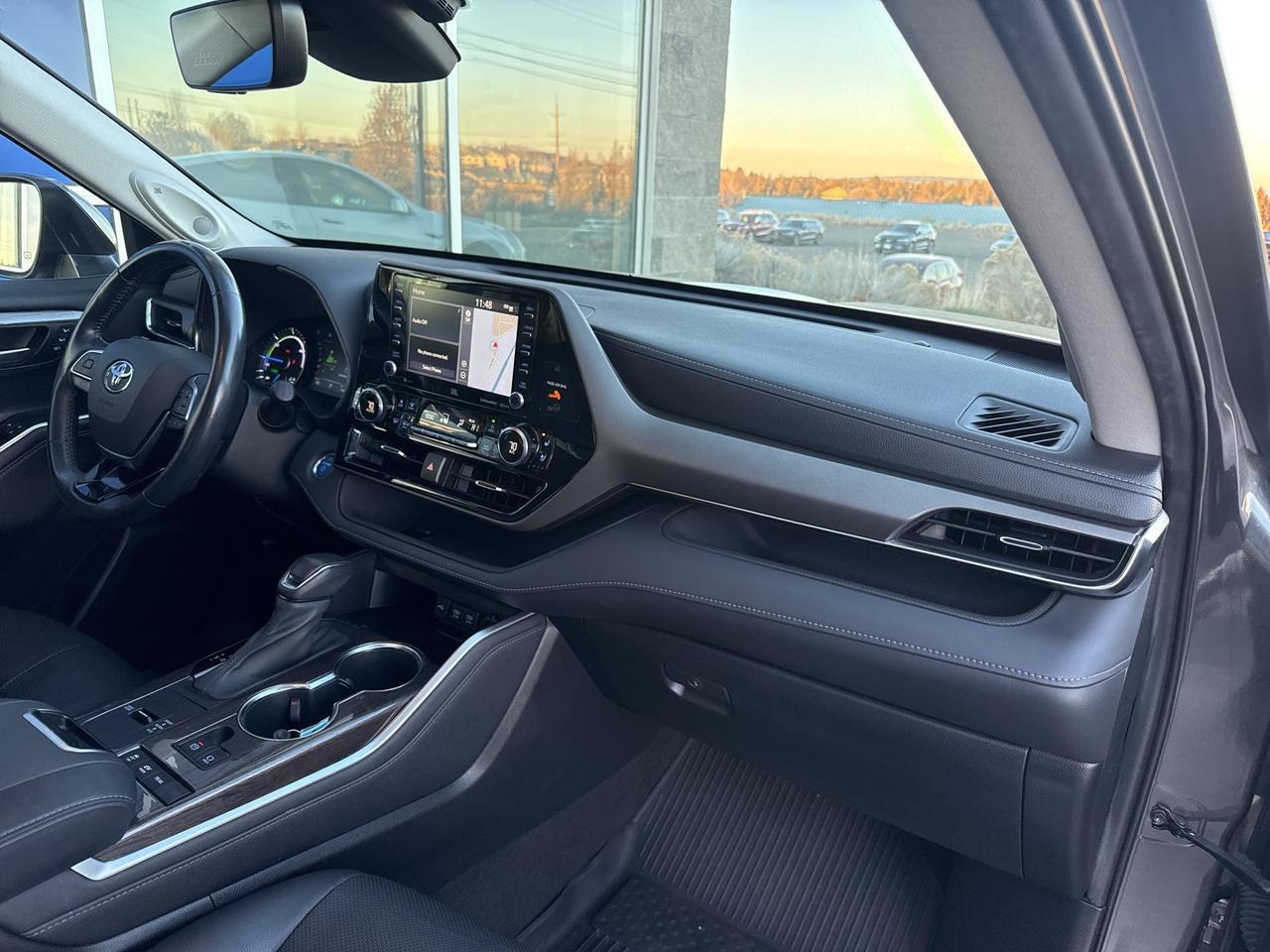 2021 Toyota Highlander Hybrid Limited Bend OR