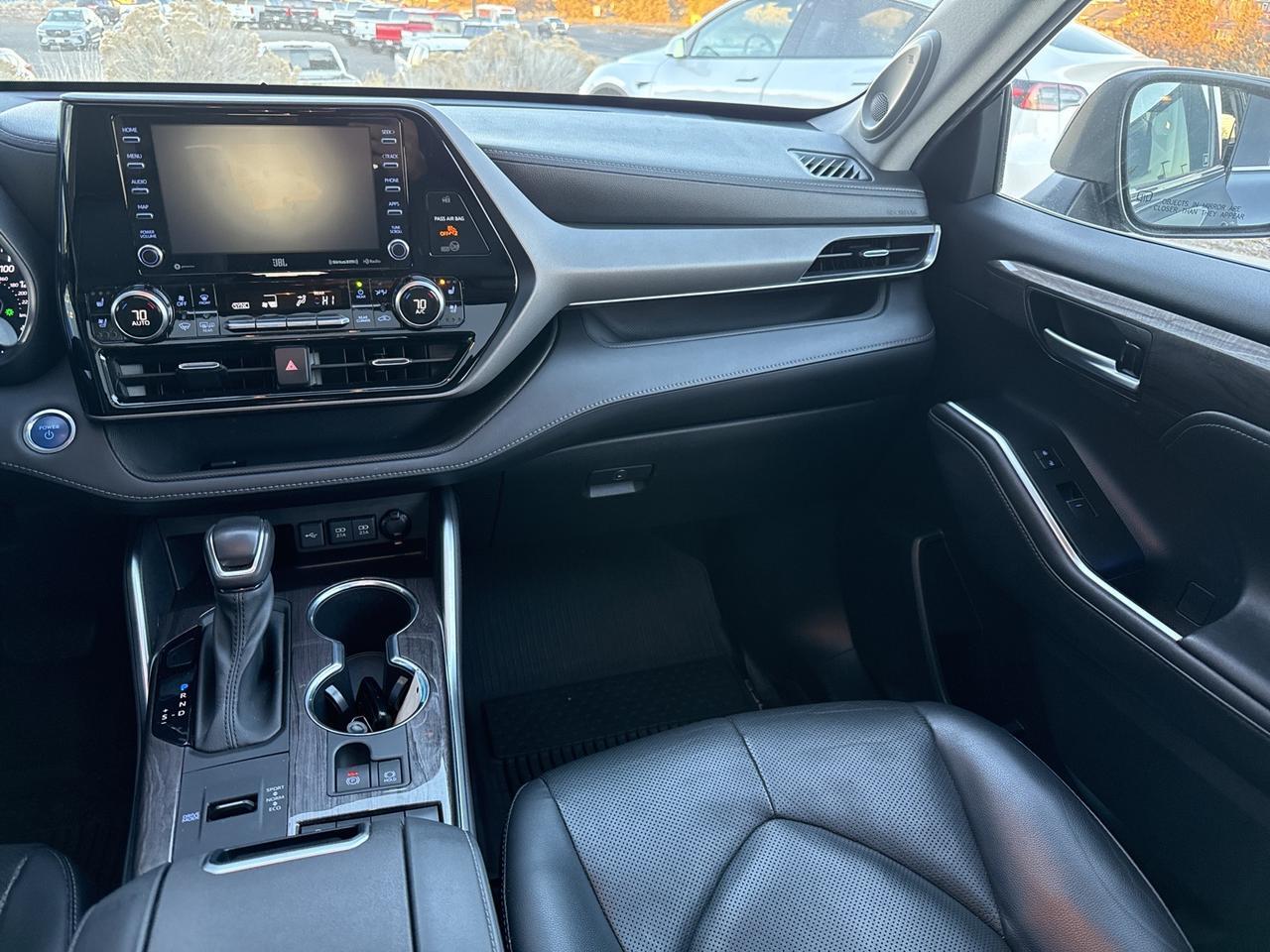 2021 Toyota Highlander Hybrid Limited Bend OR