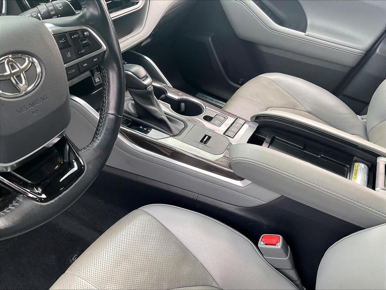 2021 Toyota Highlander Hybrid Limited Roseville CA