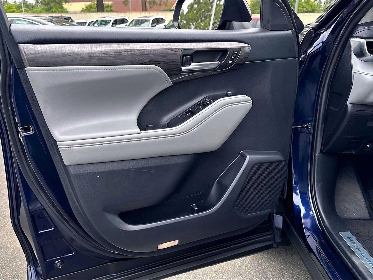 2021 Toyota Highlander Hybrid Limited Roseville CA