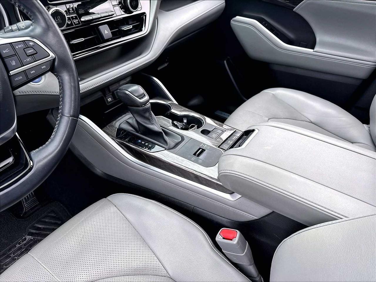 2021 Toyota Highlander Hybrid Limited Roseville CA