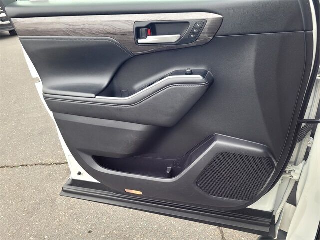 2021 Toyota Highlander Hybrid Limited Roseville CA