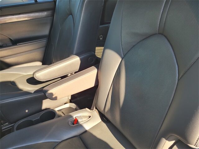 2021 Toyota Highlander Hybrid Limited Roseville CA