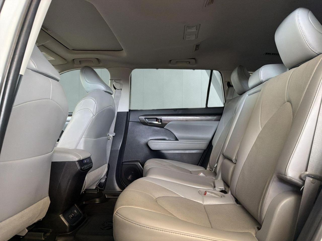 2021 Toyota Highlander Hybrid Limited San Antonio TX