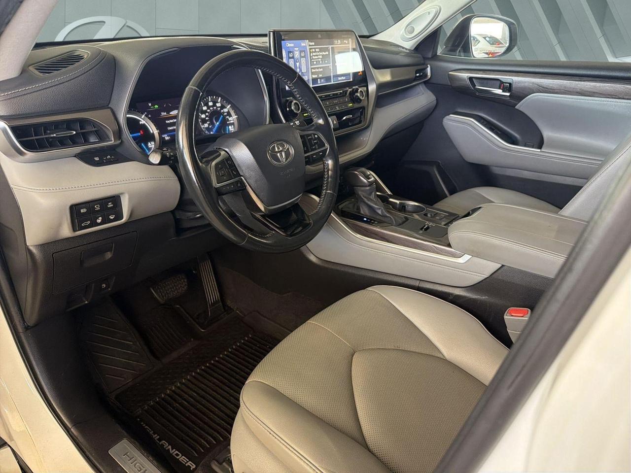 2021 Toyota Highlander Hybrid Limited San Antonio TX