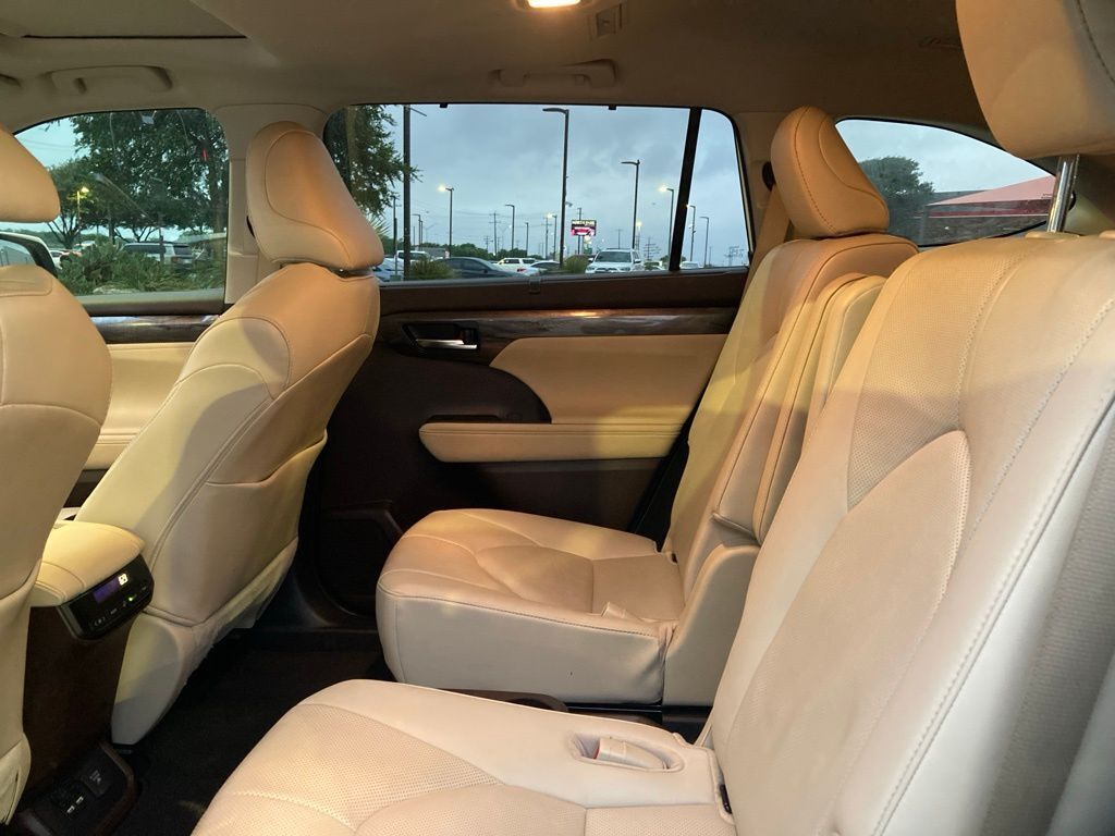 2021 Toyota Highlander Hybrid Limited San Antonio TX