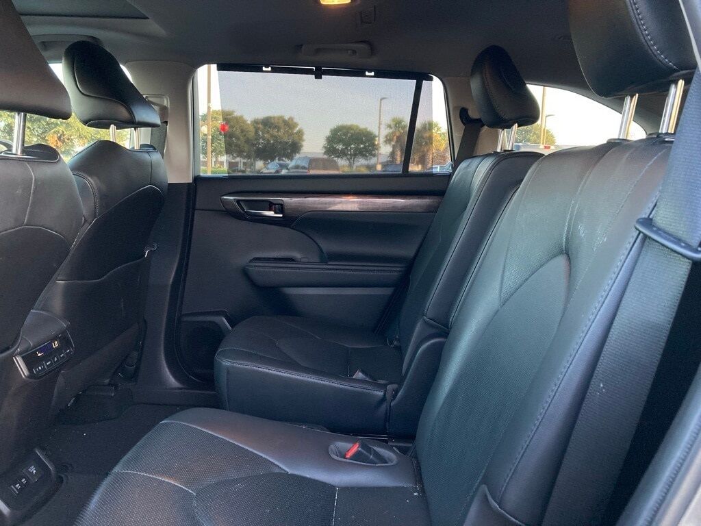 2021 Toyota Highlander Hybrid Limited San Antonio TX
