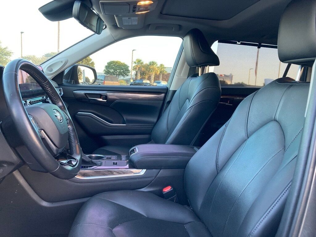 2021 Toyota Highlander Hybrid Limited San Antonio TX
