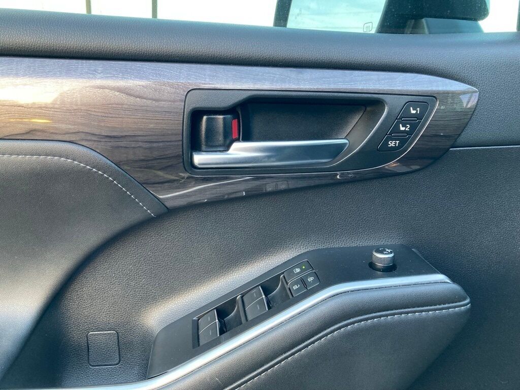2021 Toyota Highlander Hybrid Limited San Antonio TX