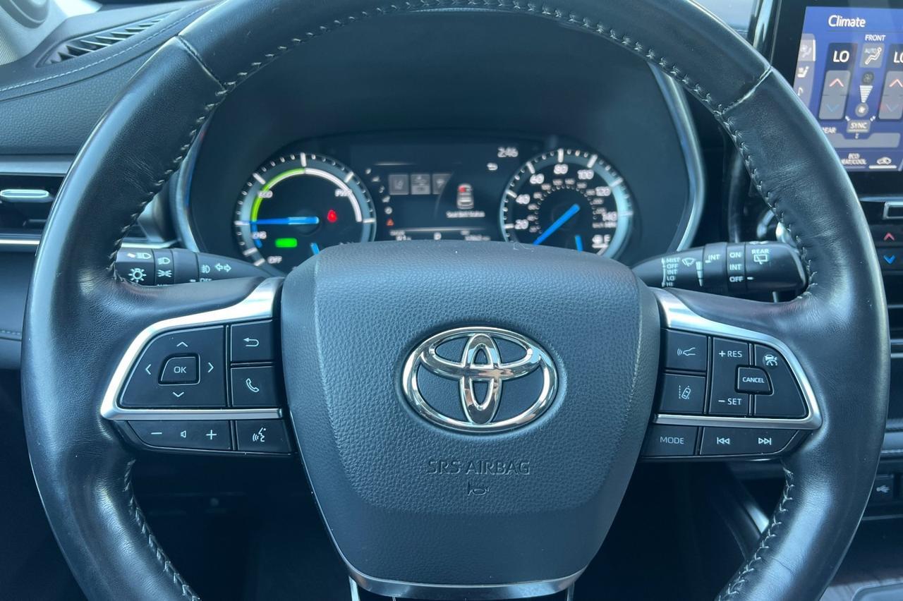 2021 Toyota Highlander Hybrid Limited Ontario OR