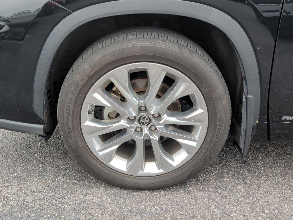 2021 Toyota Highlander Hybrid Limited Worcester MA
