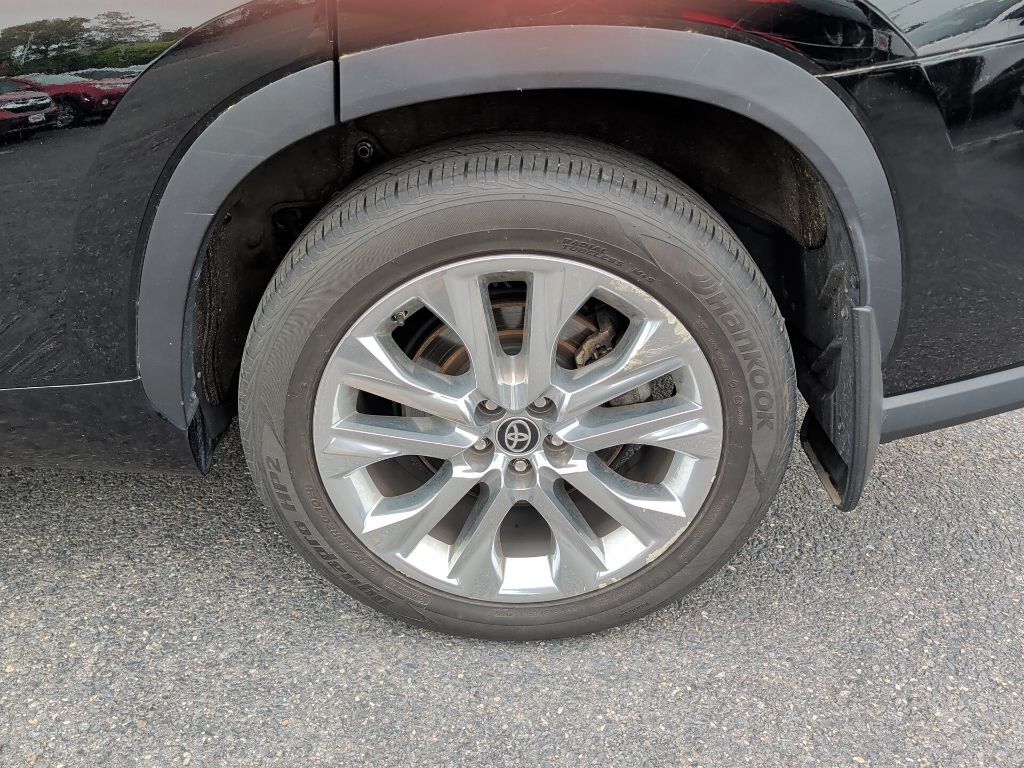 2021 Toyota Highlander Hybrid Limited Worcester MA